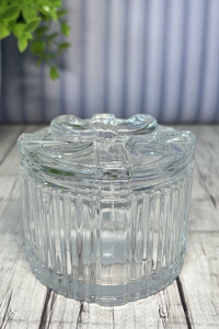 Цукерниця скляна з кришкою (цукорниця) GIFT 7,5*6 см 150 мл (59398)